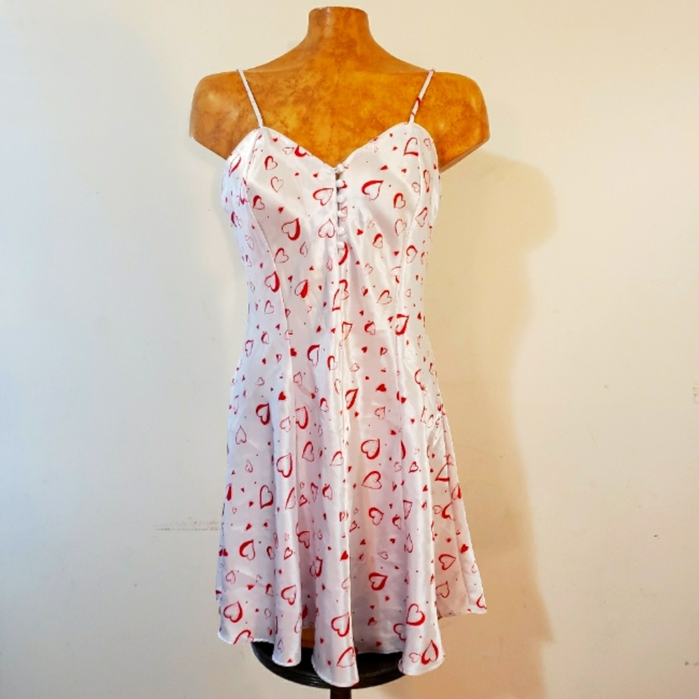 Vintage Heart Print Chemise - White and Red